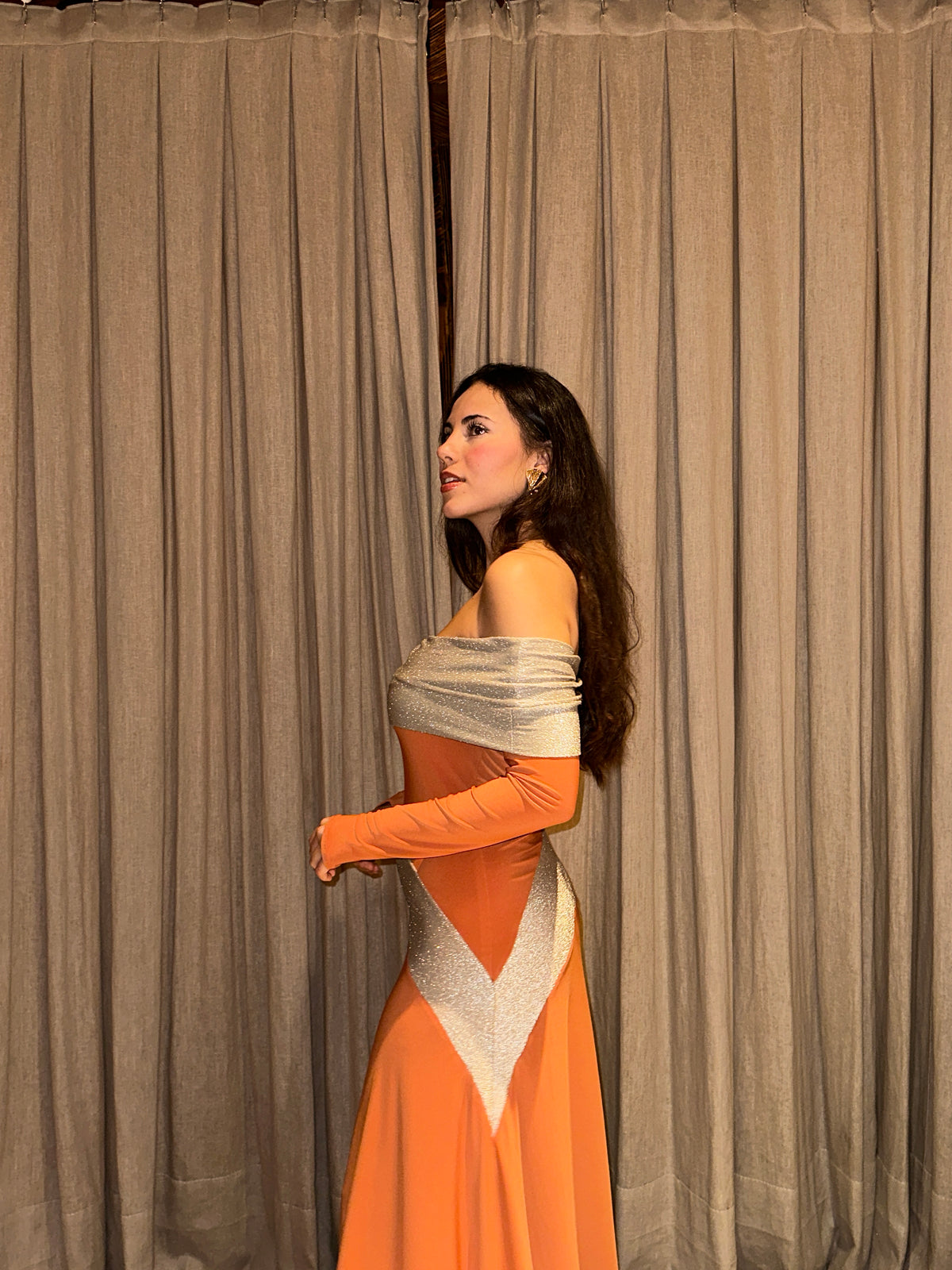 VESTIDO PUENTE MANGAS NARANJA